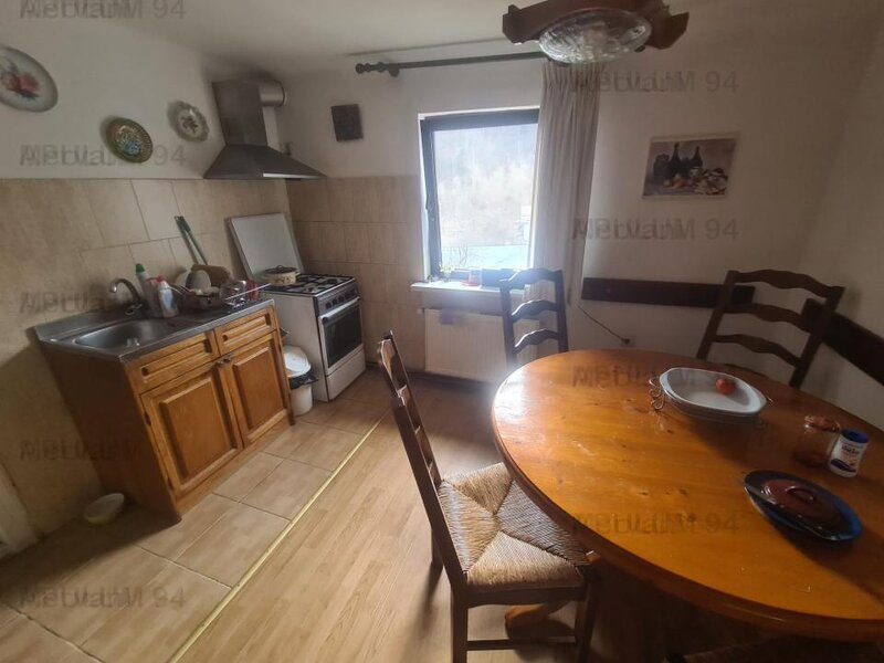 De vanzare apartament in vila - Sinaia